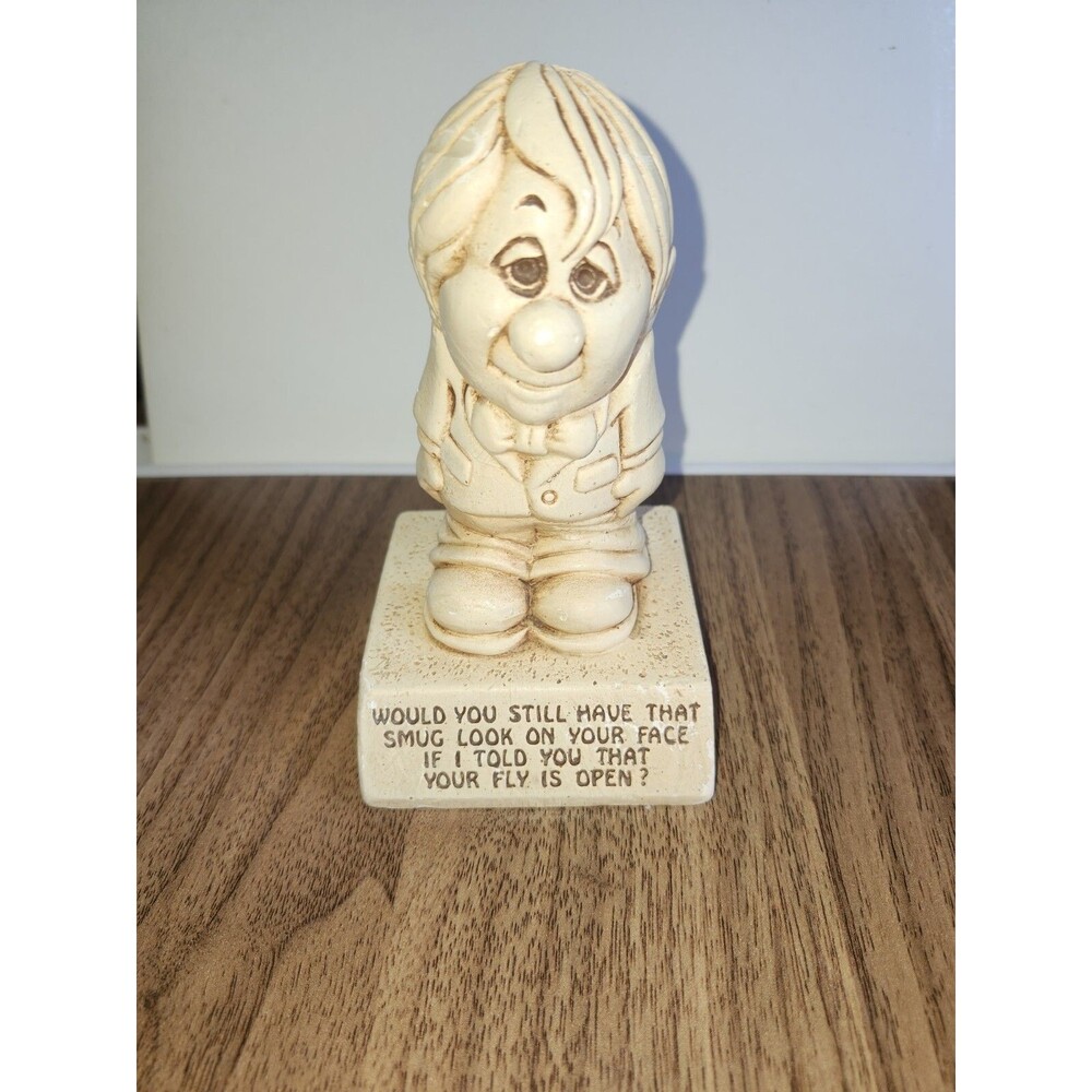 Paula 1972 Figurine Fly Open Funny Figure